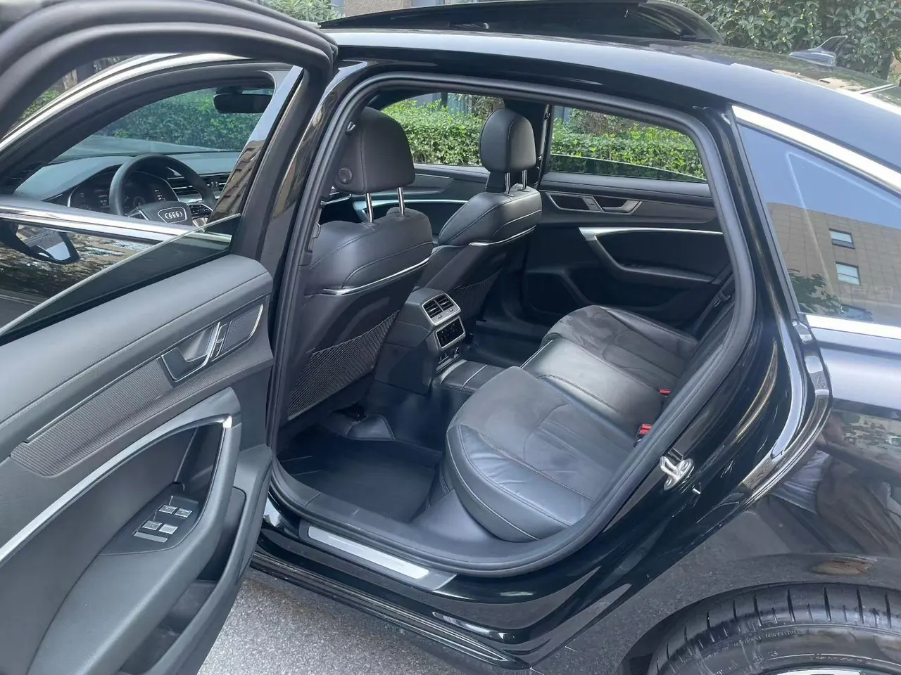 Audi 2024 A6L 2.0TFSI 45TFSI Selected Dynamic Automatic 5