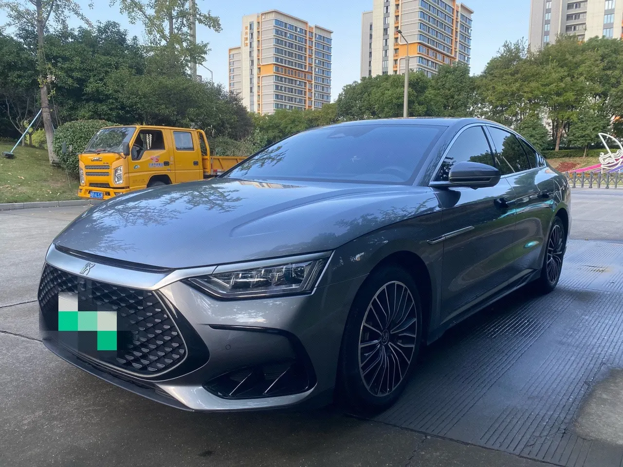 Open image lightbox: BYD 2022 Han DM-i 1.5T stepless 121KM noble automatic gear