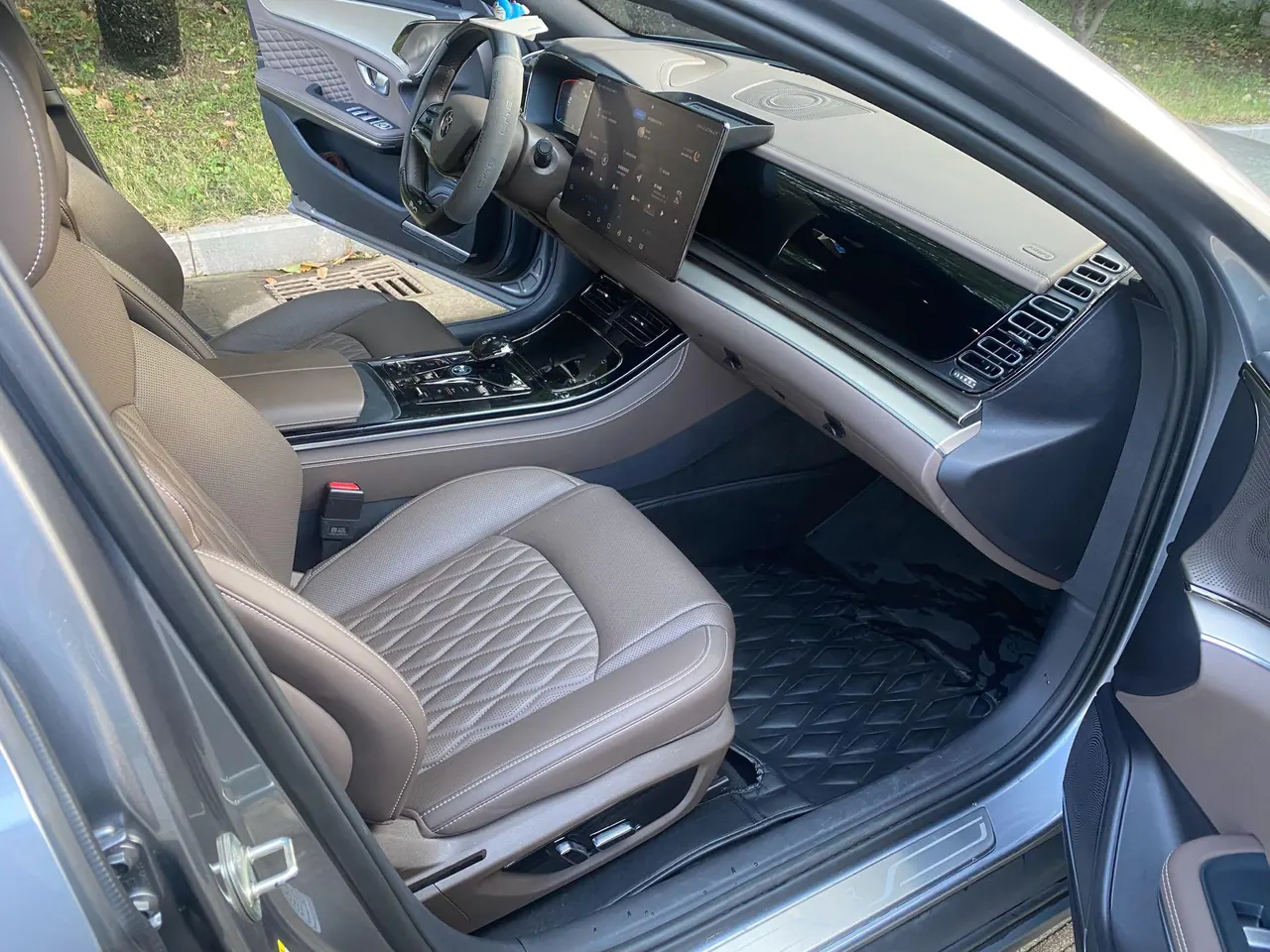 BYD 2022 Han DM-i 1.5T stepless 121KM noble automatic gear 8