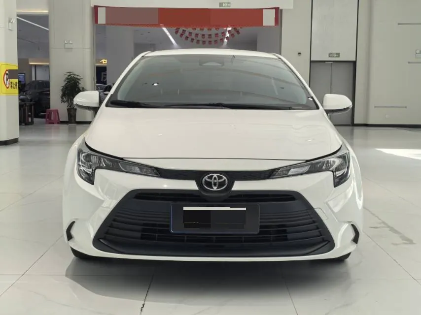 Toyota 2024 Lei Ling Shuangqing 1.8 Stepless Intelligent Electric Hybrid Leading Edition Automatic Gear 2