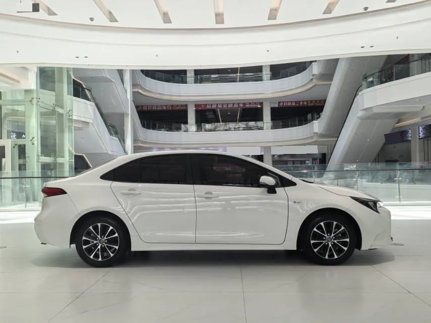 Toyota 2024 Lei Ling Shuangqing 1.8 Stepless Intelligent Electric Hybrid Leading Edition Automatic Gear 7