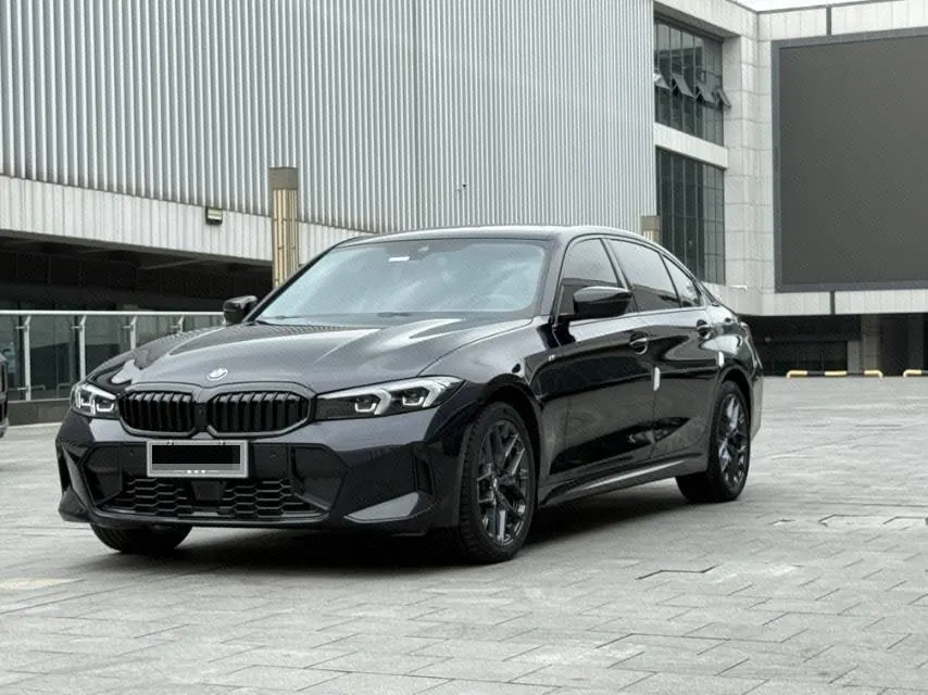 Open image lightbox: BMW 3 Series 2025 330Li 2.0T M Sports Obsidian Night Suit Automatic Gear