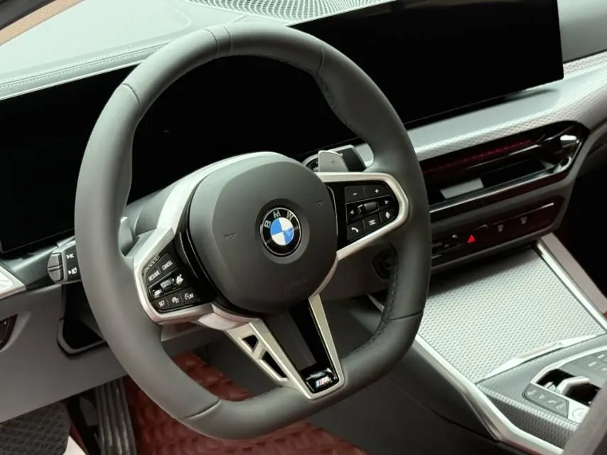 BMW 3 Series 2025 330Li 2.0T M Sports Obsidian Night Suit Automatic Gear 5