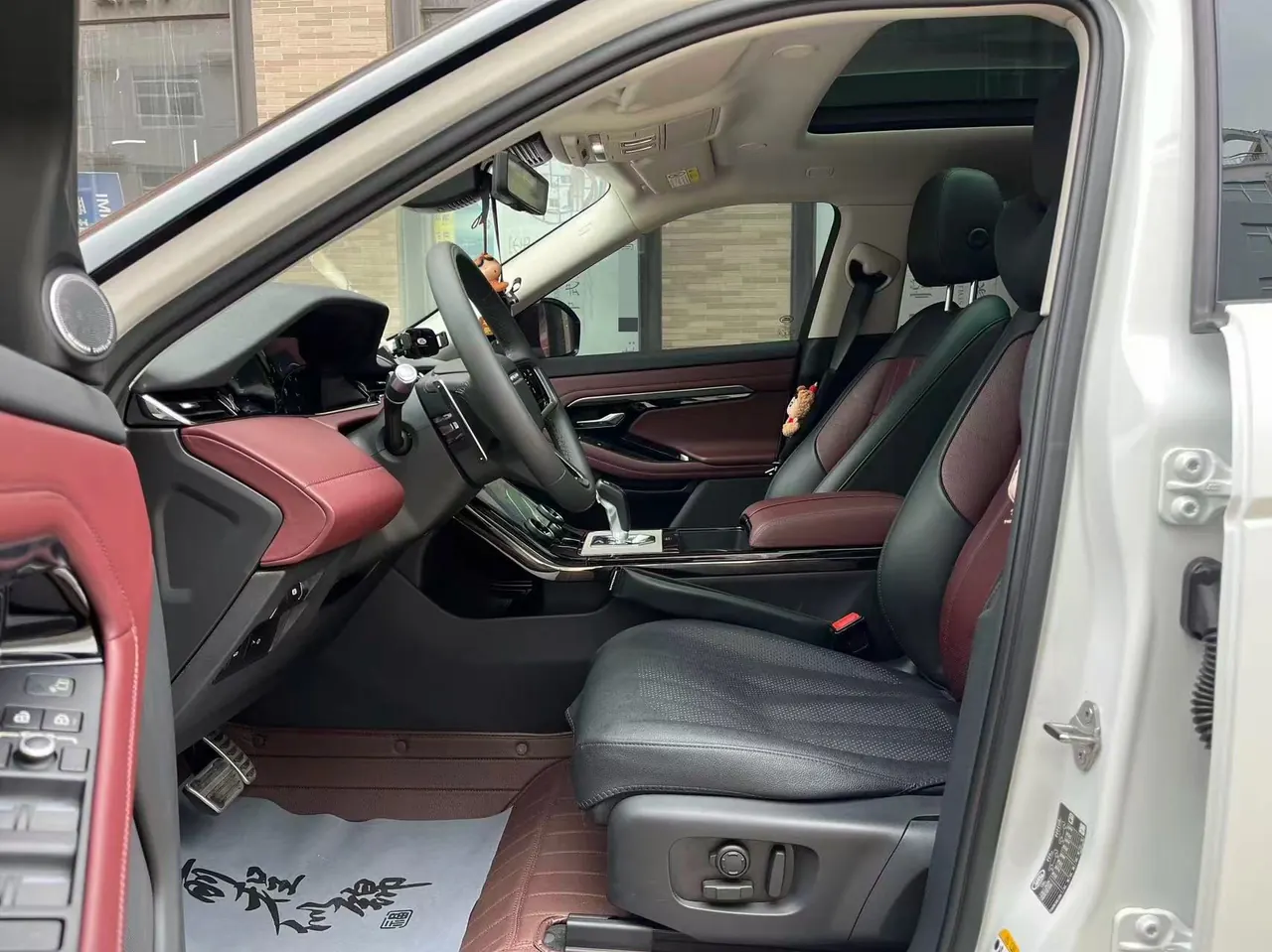 Land Rover 2022 Range Rover Aurora L 48V 2.0T 249PS R-Dynamic HSE Luxury Edition Automatic Gear 4