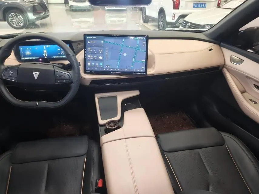 ChangAn Deepal 2022 SL03 1200 Range-extended Automatic Gear 6