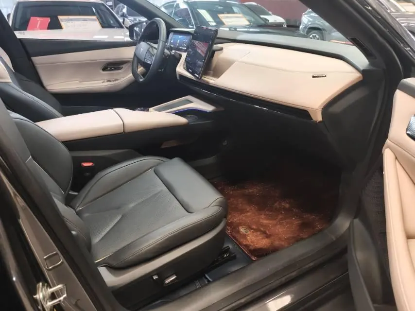 ChangAn Deepal 2022 SL03 1200 Range-extended Automatic Gear 8
