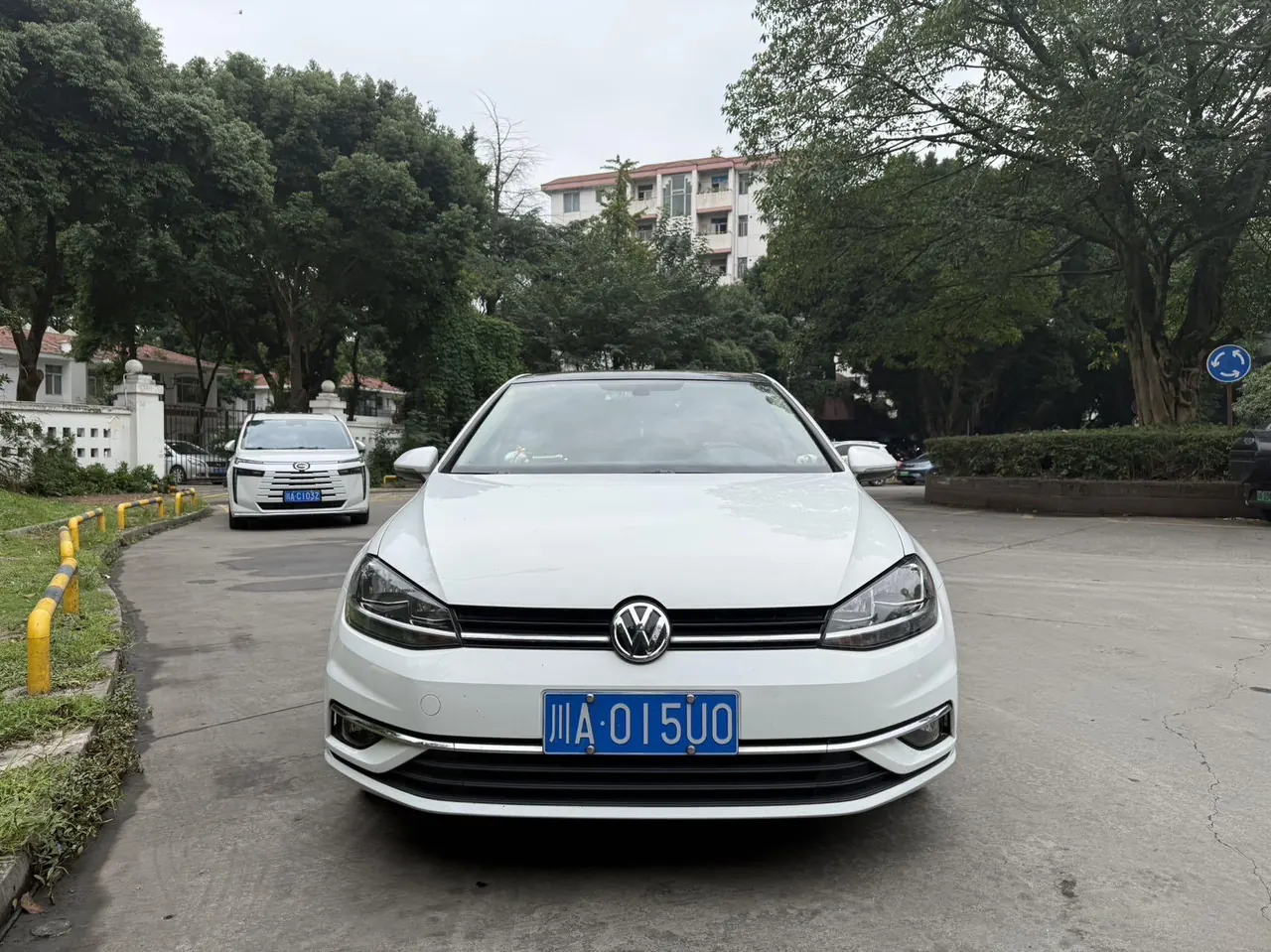 Volkswagen 2020 Golf 7 1.4TSI 280TSI Luxury Automatic 2
