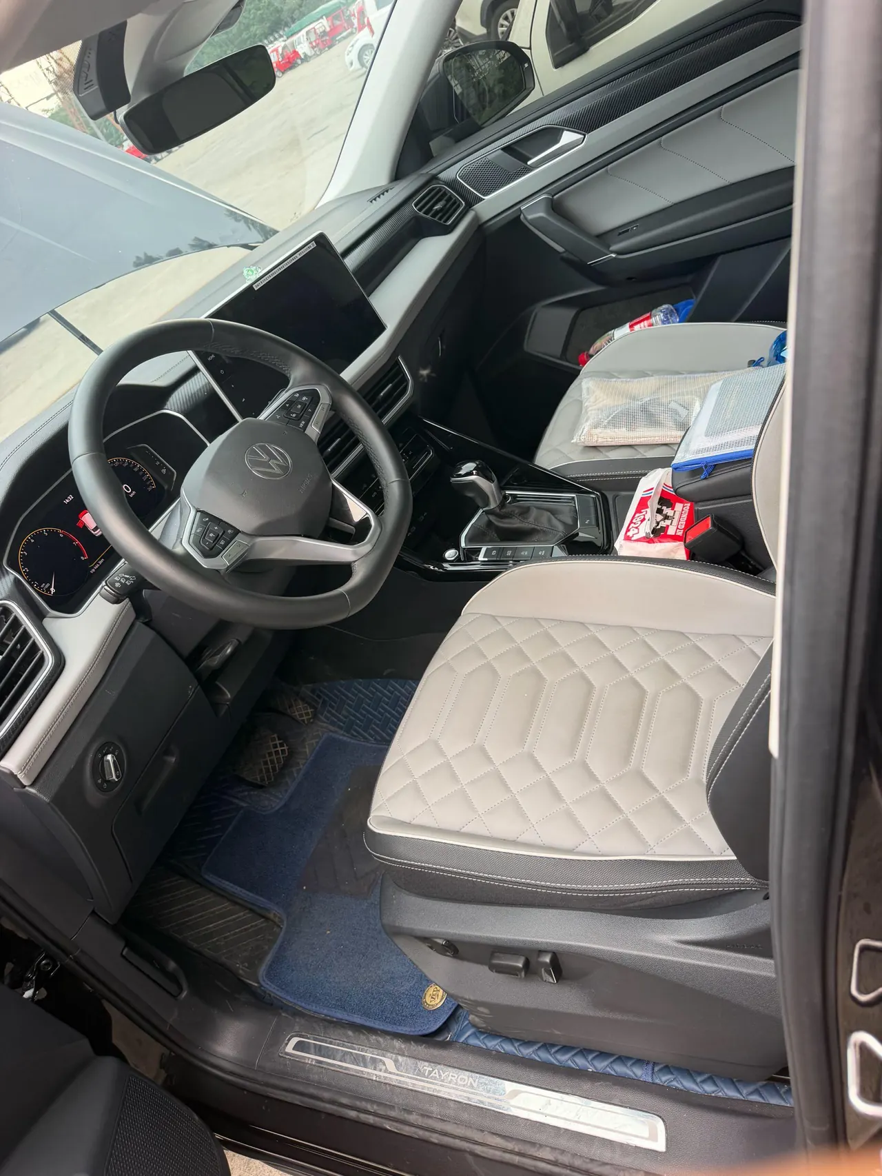 Volkswagen 2024 Tanyue 2.0TSI 330TSI Two-Drive Luxury Plus Advanced Edition Automatic Gear 3