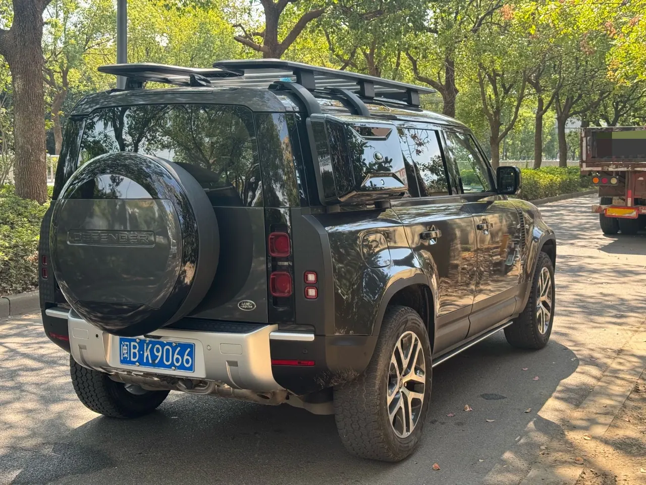 Land Rover Guard (Imported) 2024 Guard 110 48V 3.0T P400 Diablo Special Edition Automatic Gear 4
