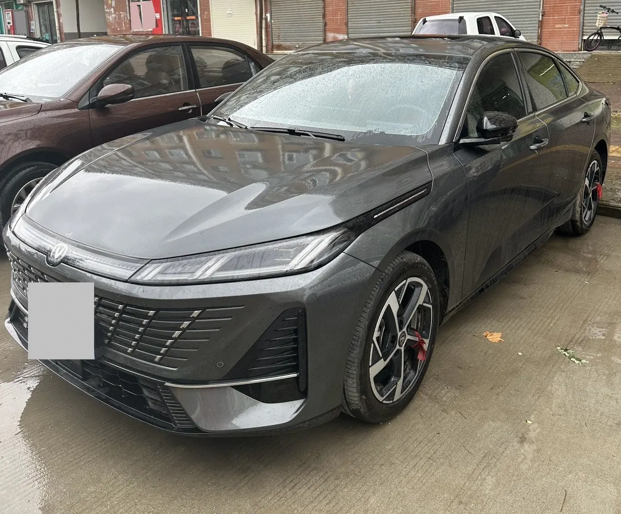 Открыть галерею: ChangAn 2026 Yi Dong 1.5T 500Bar Jin Xiang Automatic Gear