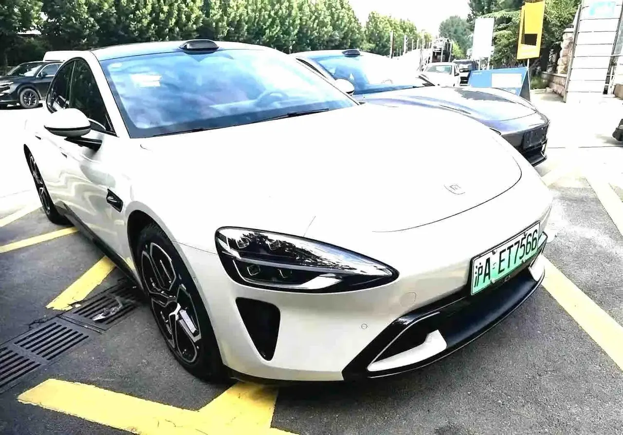 MI 2024 SU 7 800km 4-wheel drive ultra-long endurance high-end smart driving Max version automatic gear 2