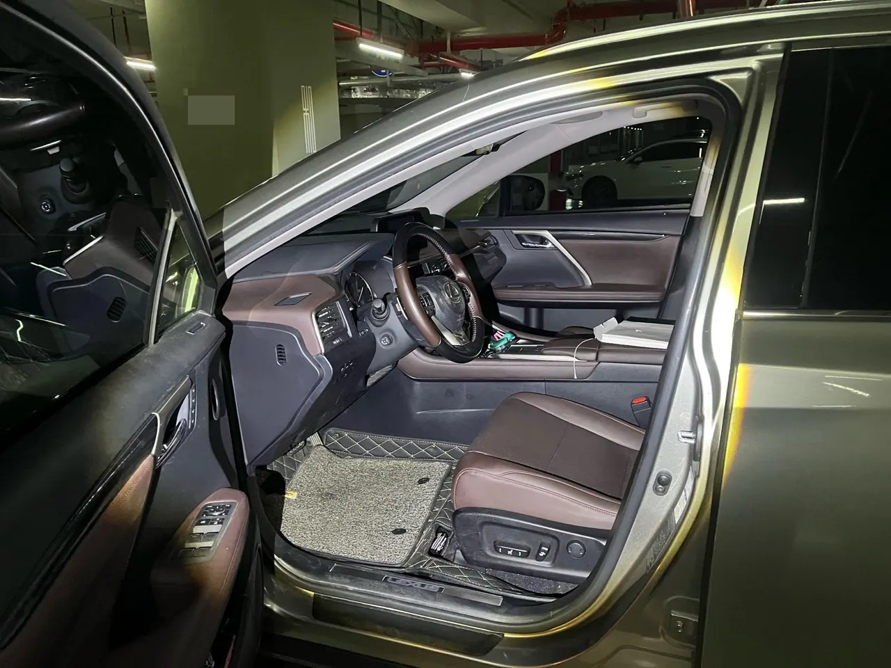 Lexus RX (Imported) 2020 RX300 2.0T Four-wheel Drive Elegant Edition (Modified) Automatic Gear 5