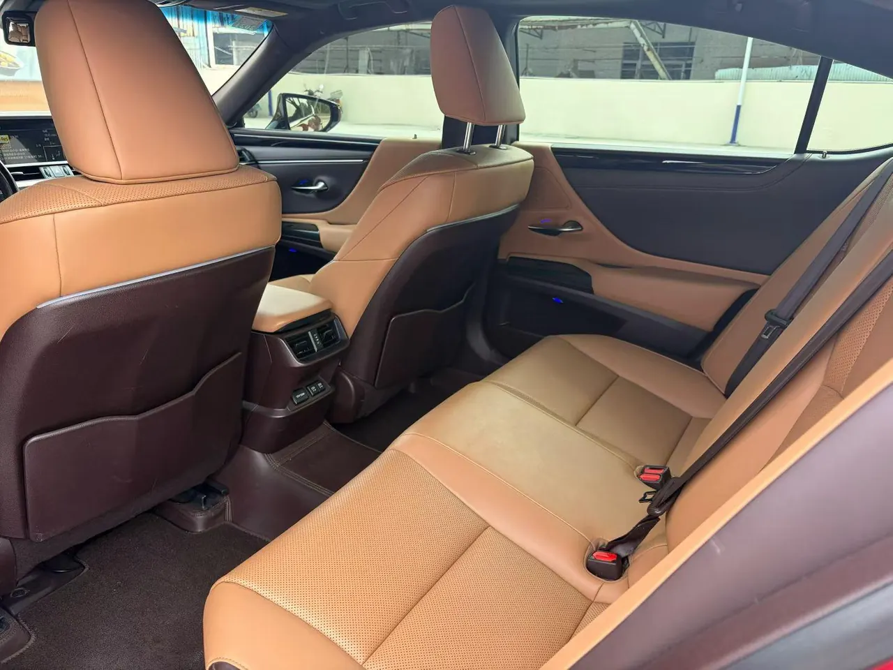 Lexus ES (Imported) 2020 ES200 2.0 Stepless Premium Edition Automatic Gear 5