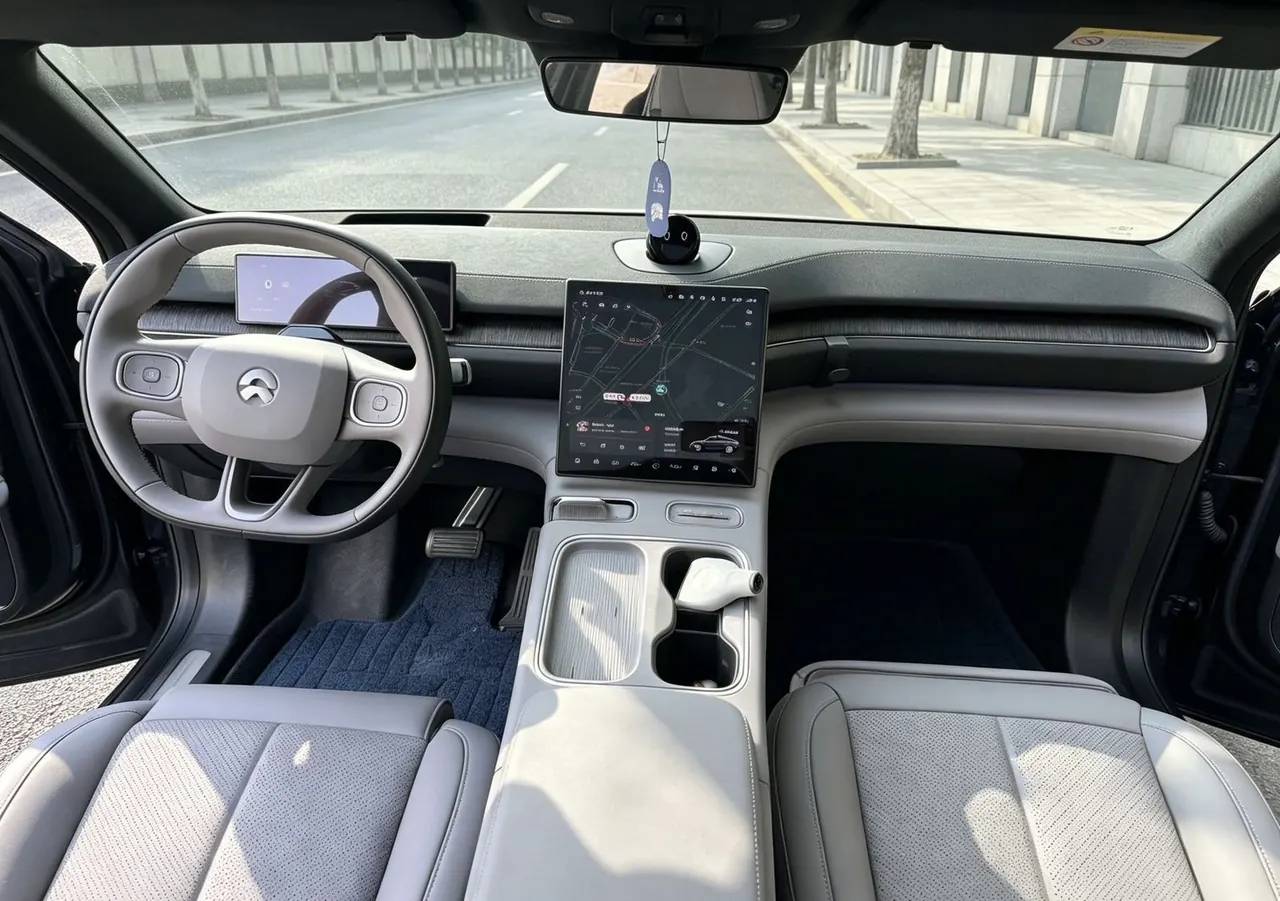 NIO 2024 EC6 75kWh automatic transmission 3