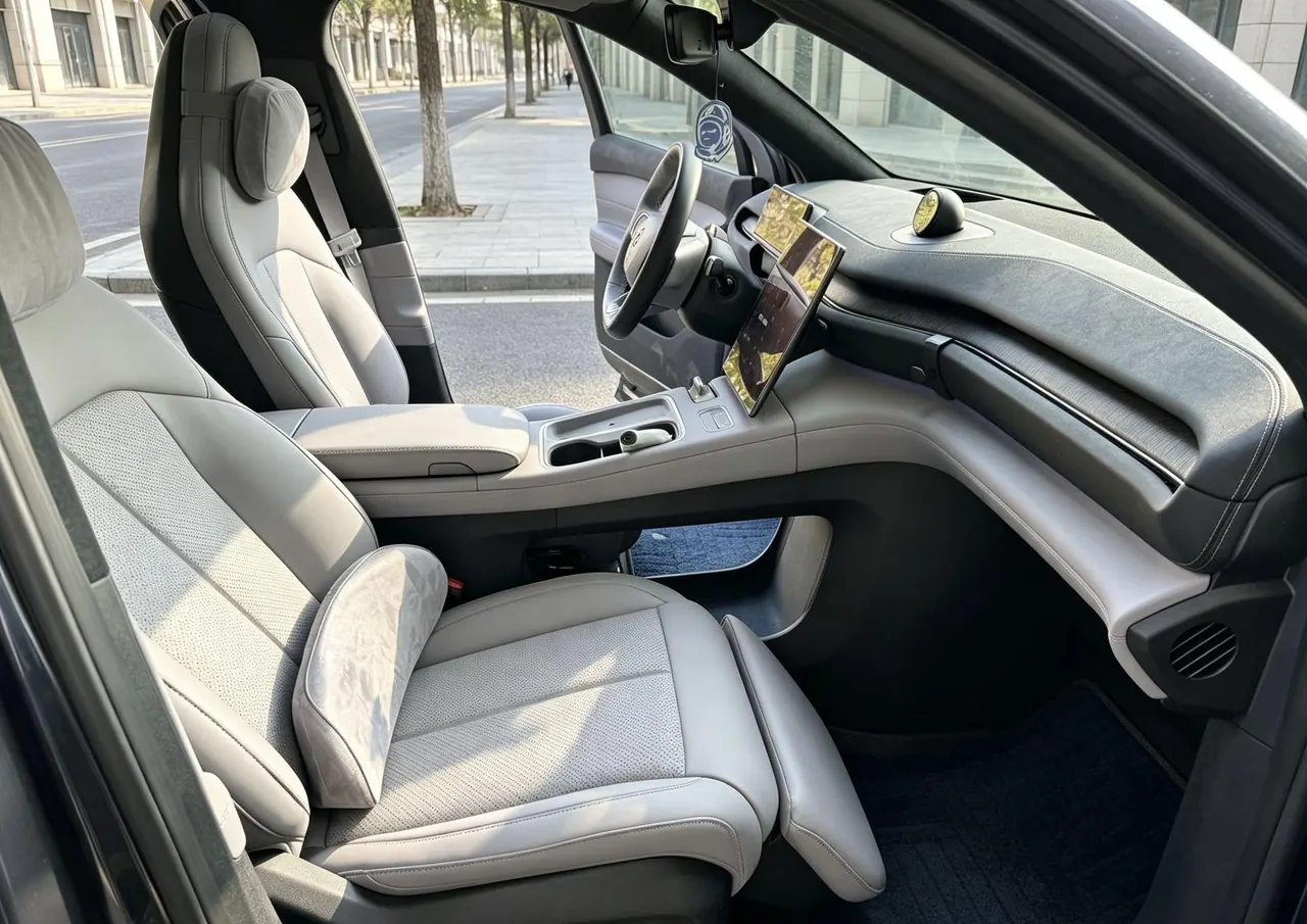 NIO 2024 EC6 75kWh automatic transmission 4