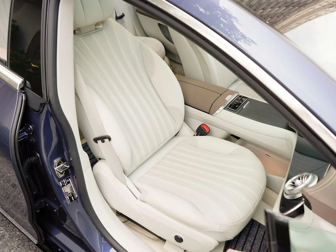Mercedes Benz EQS (Imported) 2022 EQS 450 Deluxe Edition Automatic Gear 13