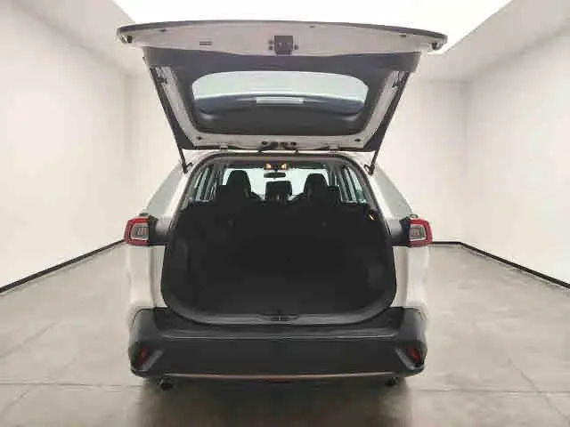 Toyota 2020 Wilanda 2.0 Stepless Two-Drive Leading Edition Automatic Gear 10