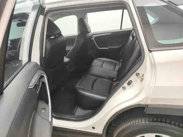 Toyota 2020 Wilanda 2.0 Stepless Two-Drive Leading Edition Automatic Gear 9