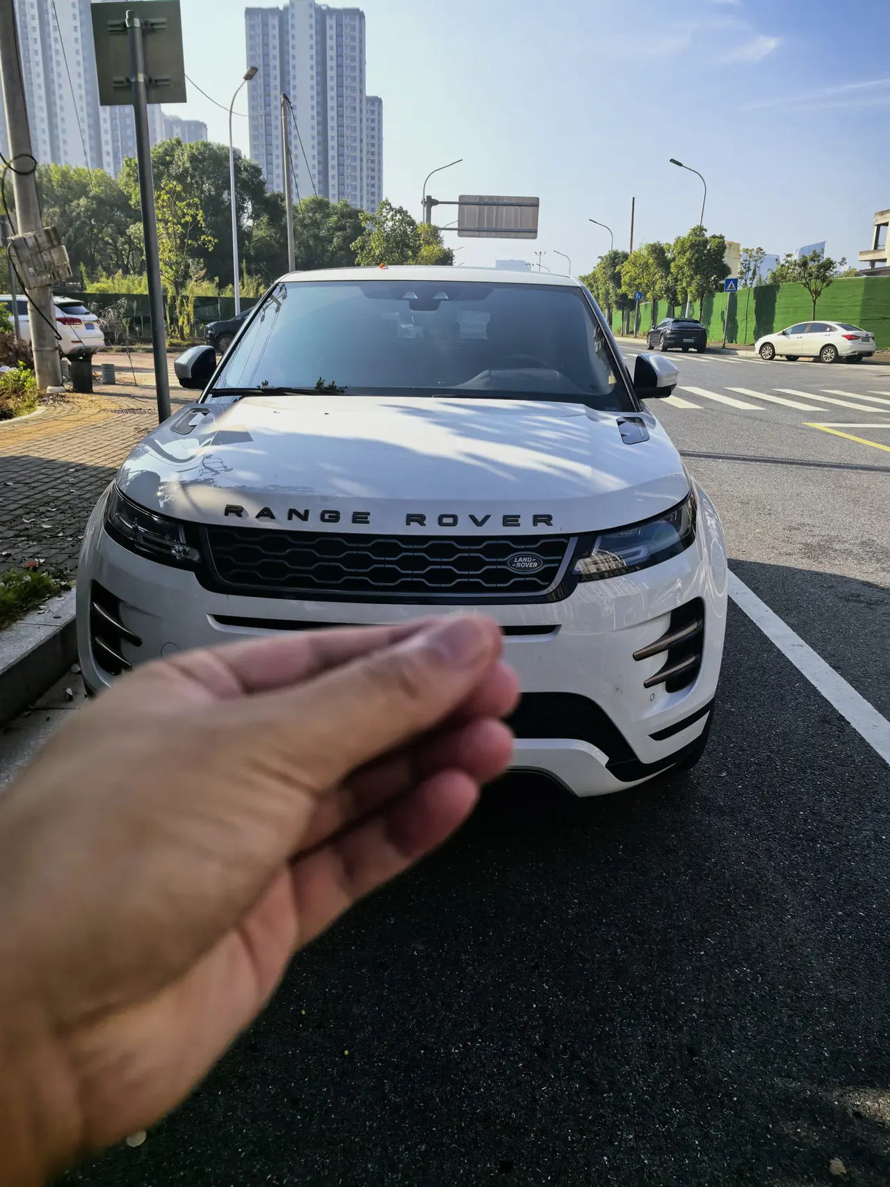 Land Rover 2020 Range Rover Aurora 48V 2.0T 249PS R-DYNAMIC SE Sports Technology Edition Automatic Gear 2