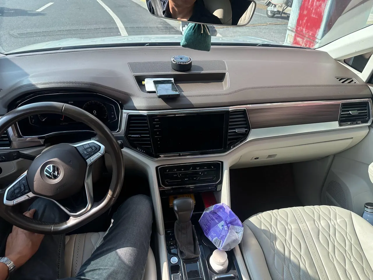 Volkswagen 2020 models of Wei ran (Viloran) 2.0TSI 330TSI business edition automatic gear 6