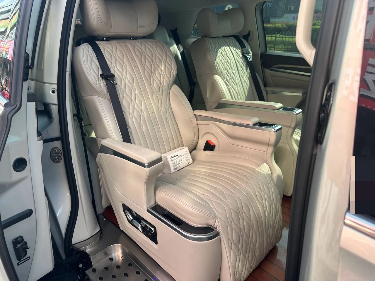 Volkswagen 2020 models of Wei ran (Viloran) 2.0TSI 330TSI business edition automatic gear 8