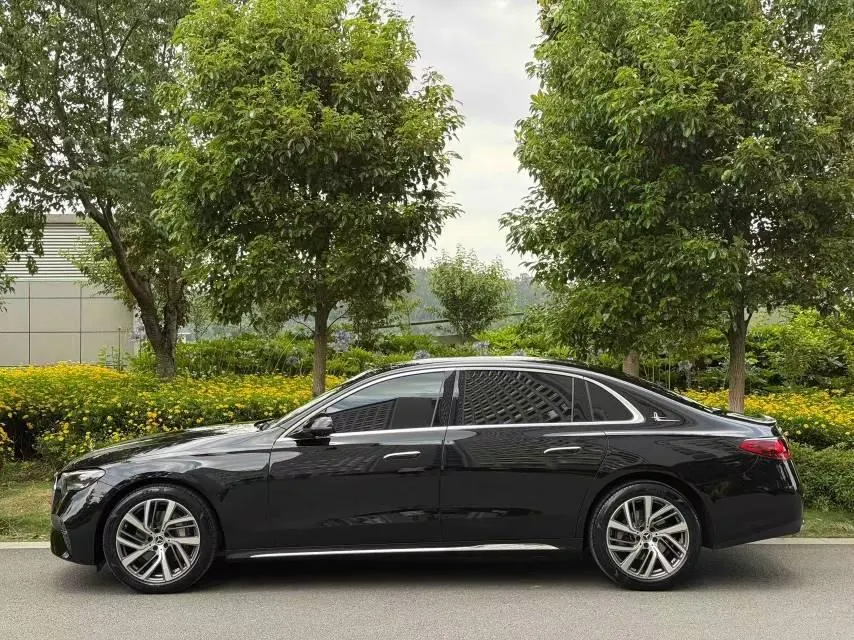 Mercedes Benz E Class 2024 E 300 L 48V 2.0T Fashion Sports Automatic 3