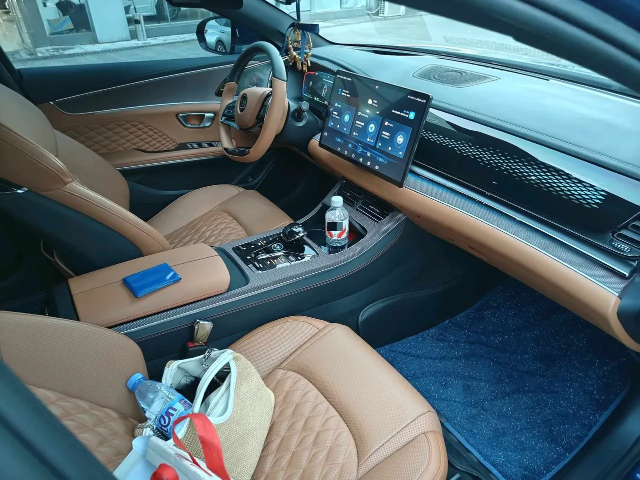 BYD 2022 Han Chuangshi version 610KM four-wheel drive exclusive automatic transmission 6