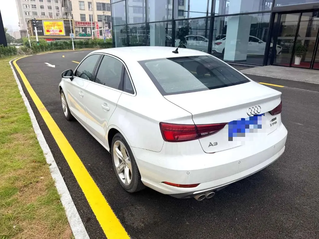 Audi 2020 A3 Sportback 1.4TFSI 35TFSI aggressive (modified) automatic gear 4