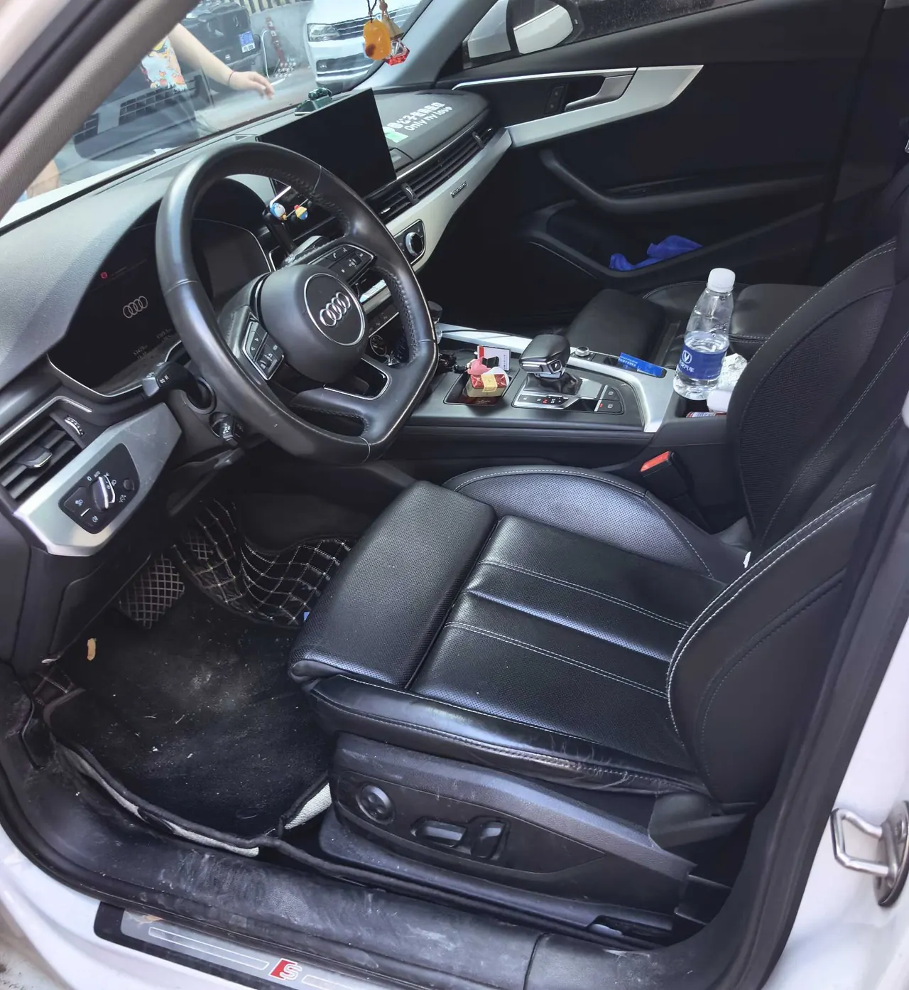 Audi 2020 A4L 2.0TFSI 40TFSI Quattro Deluxe Dynamic Automatic 2