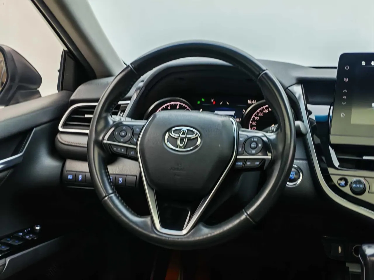 Toyota 2021 Camry 2.0G Stepless Deluxe Edition Automatic Gear 11