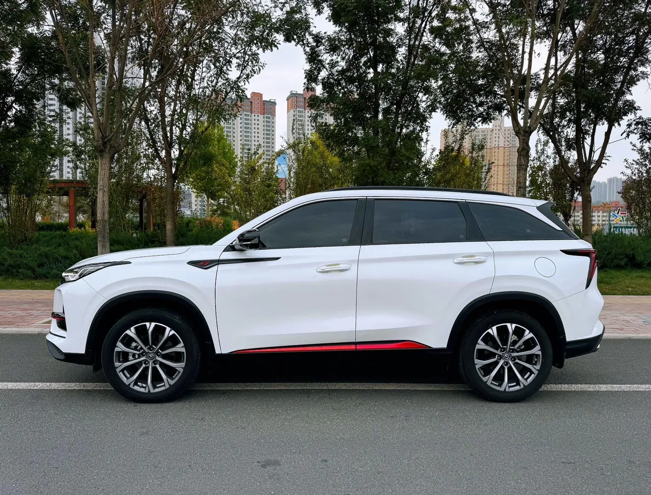 ChangAn 2021 CS75 PLUS 2.0T Pilot Automatic Gear 4