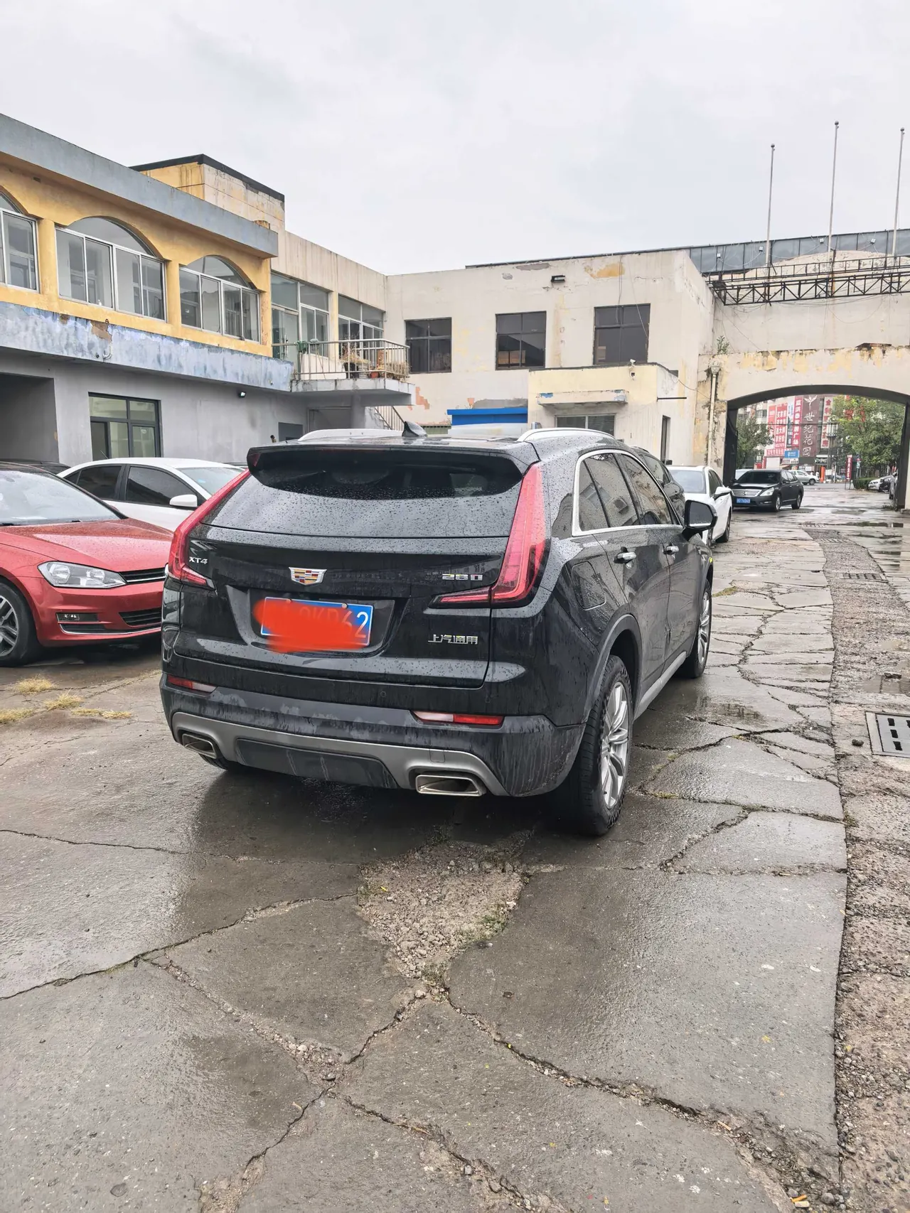 Cadillac 2020 XT4 2.0T 28T Two-Drive Luxury Automatic Gear 4