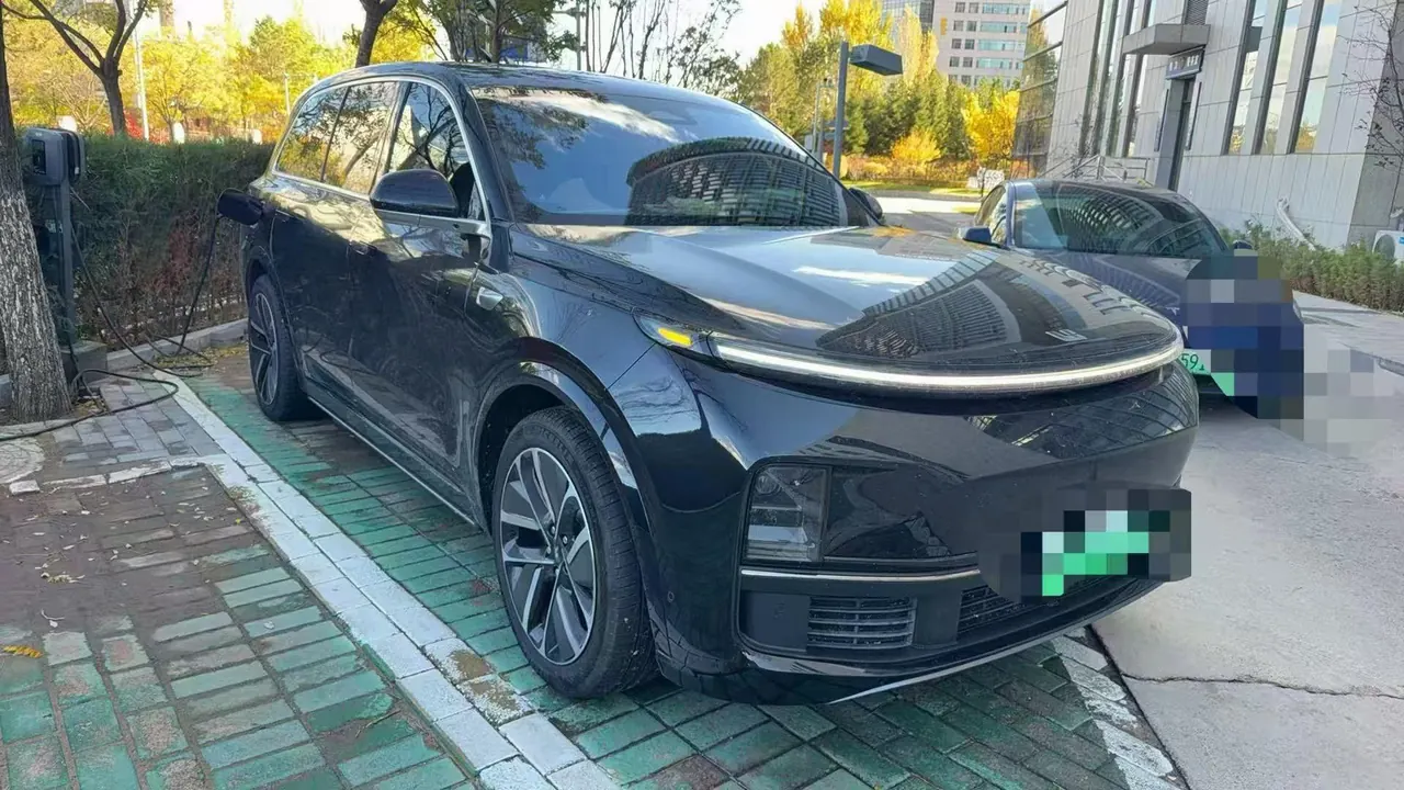 Li 2024 L9 Pro automatic gear 7