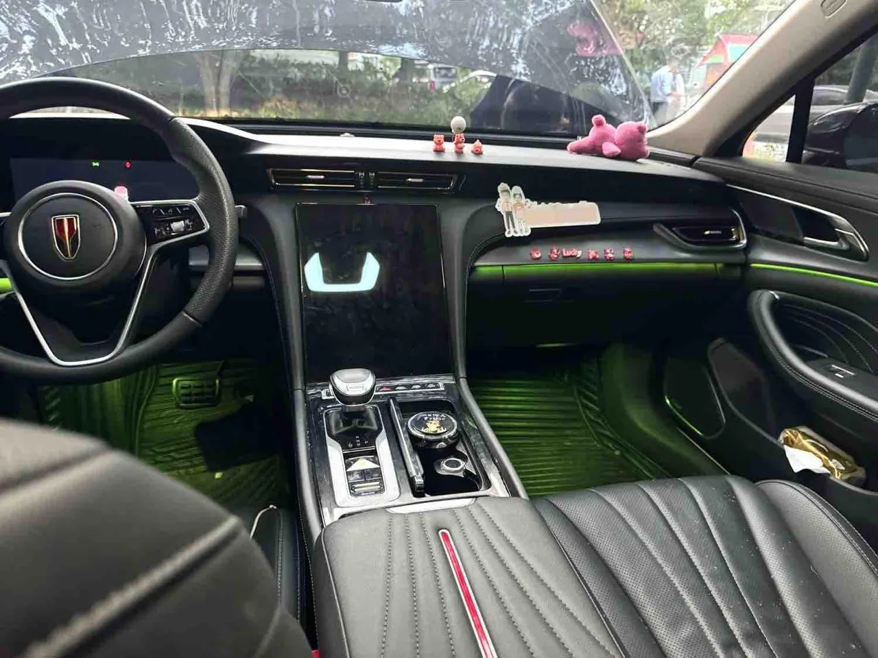 HongQi 2024 H5 2.0T Zhilian Qi Chang Edition Automatic Gear 7