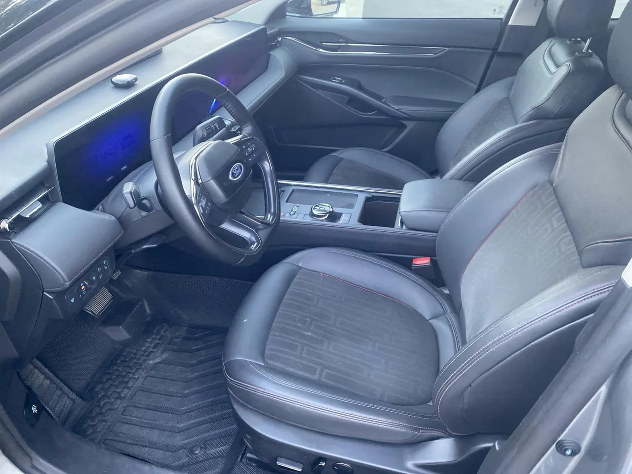Ford 2022 Mondeo 2.0T EcoBoost 245 Luxury (Modified) Automatic Gear 5