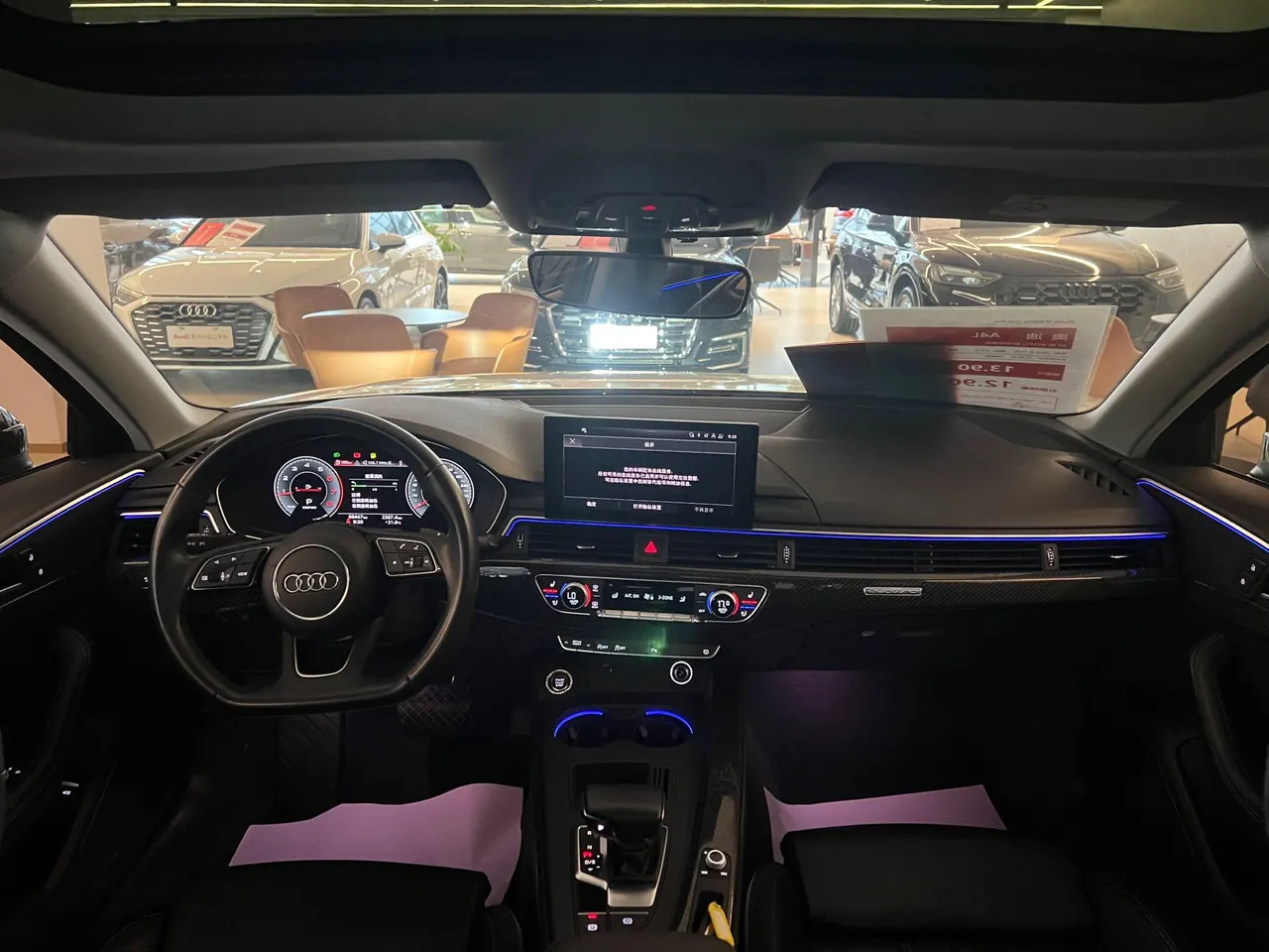 Audi 2022 A4L 2.0TFSI 40TFSI Deluxe Dynamic Automatic 8