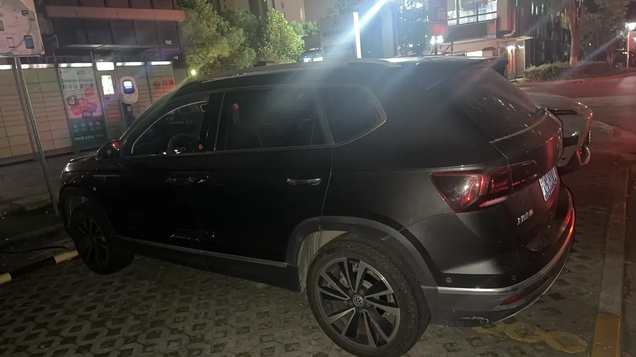 Volkswagen 2020 Tuyue 2.0TSI 330TSI Four-wheel Drive Flagship Automatic Gear 5
