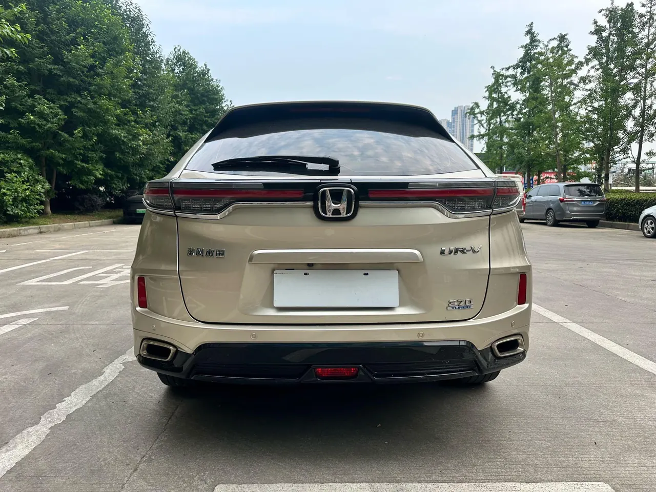 Honda 2020 UR-V 2.0T 370TURBO two-drive elegant version of automatic gear 8