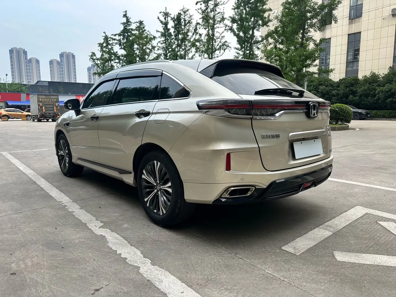 Honda 2020 UR-V 2.0T 370TURBO two-drive elegant version of automatic gear 9