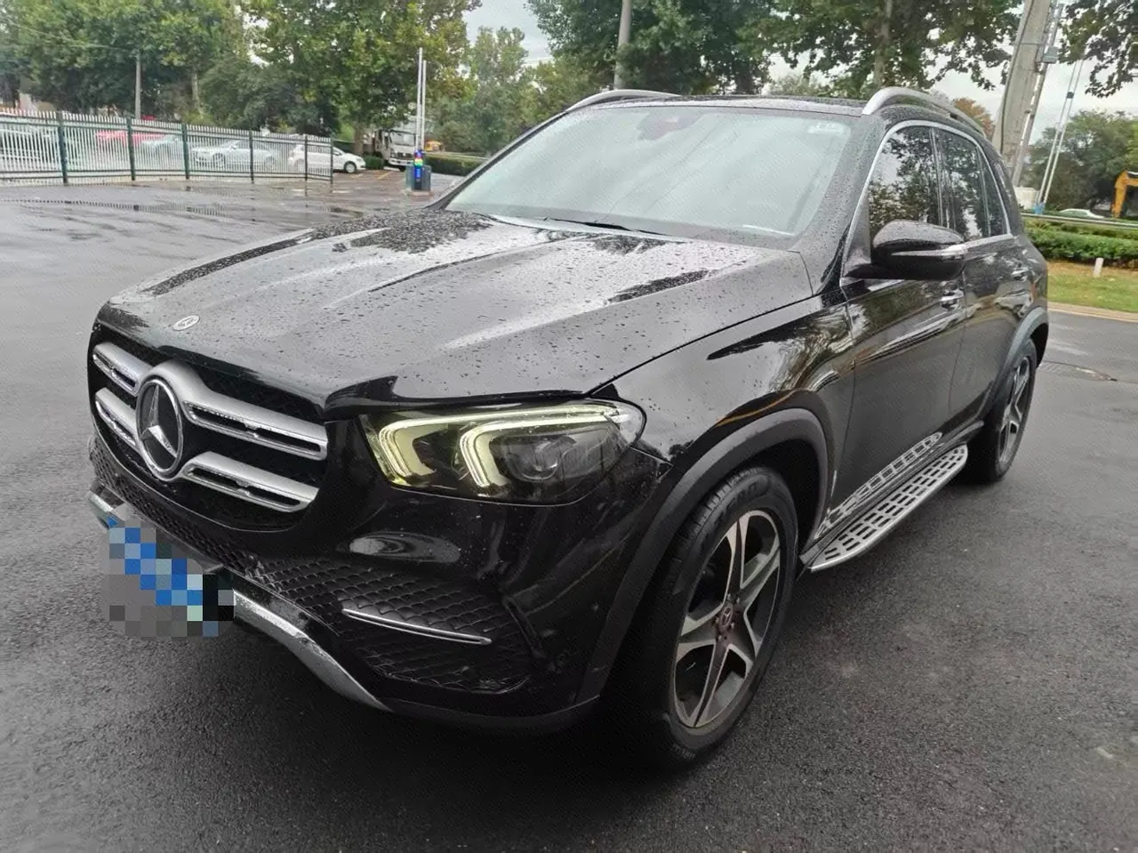 Открыть галерею: Mercedes Benz GLE (Imported) 2022 GLE 350 4MATIC 2.0T Dynamic Automatic Gear