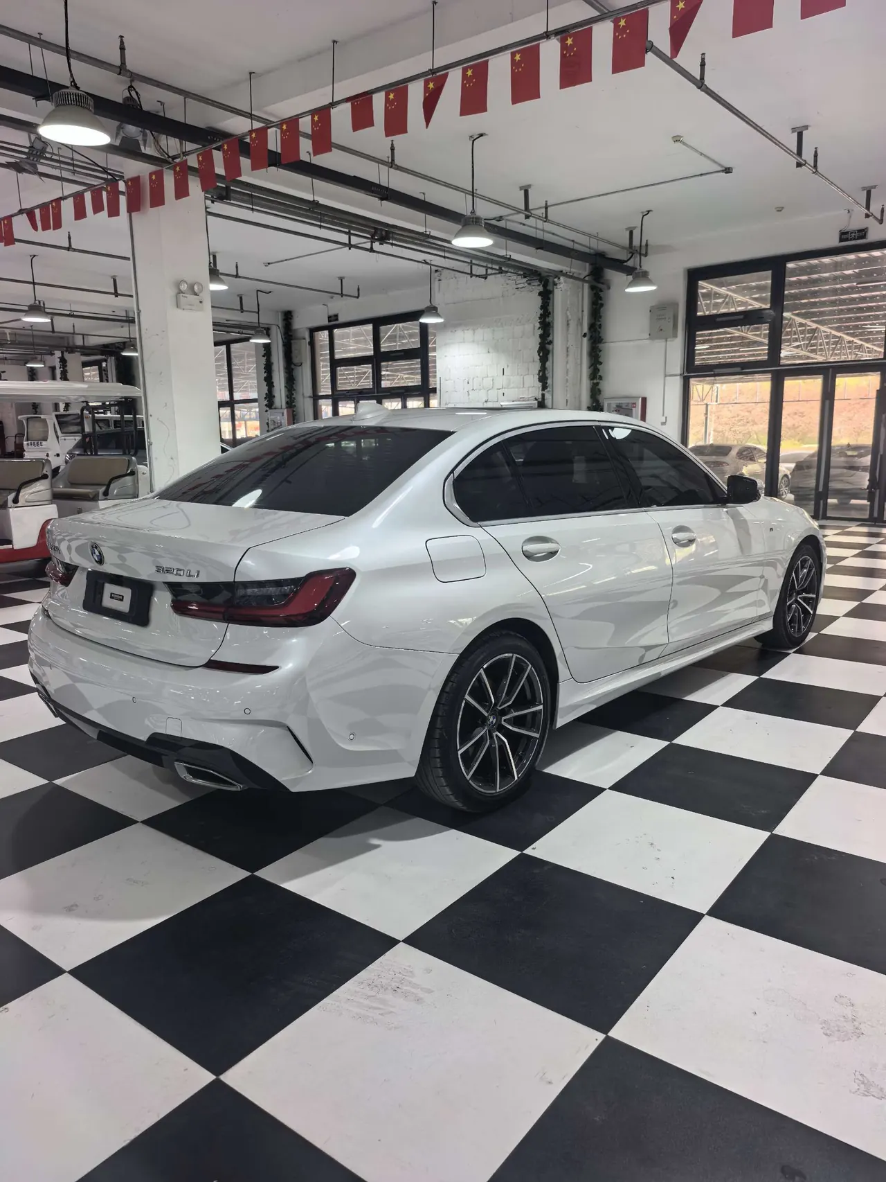 BMW 3 Series 2022 320Li 2.0T M Sports Suit (Modified) Automatic Gear 16