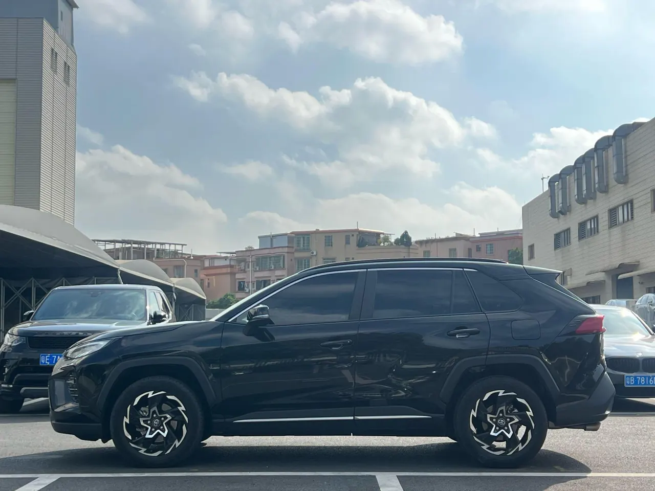 Toyota 2021 Wilanda 2.0 Stepless Four-wheel Drive Deluxe Edition Automatic Transmission 4