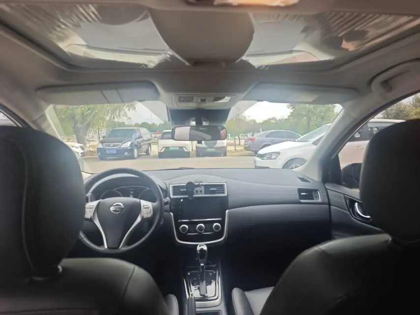 Nissan 2021 Tiida 1.6 Stepless Smart Edition Automatic Gear 4