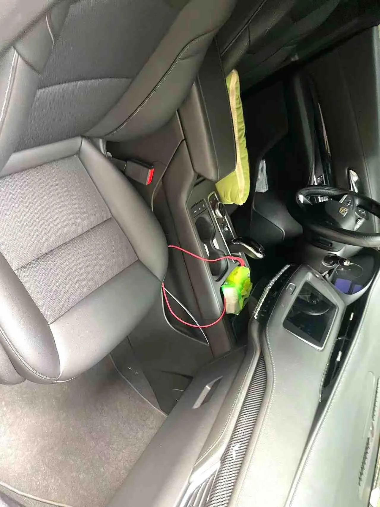 Cadillac 2021 XT4 2.0T 28T Two-Drive Leading Automatic Gear 8