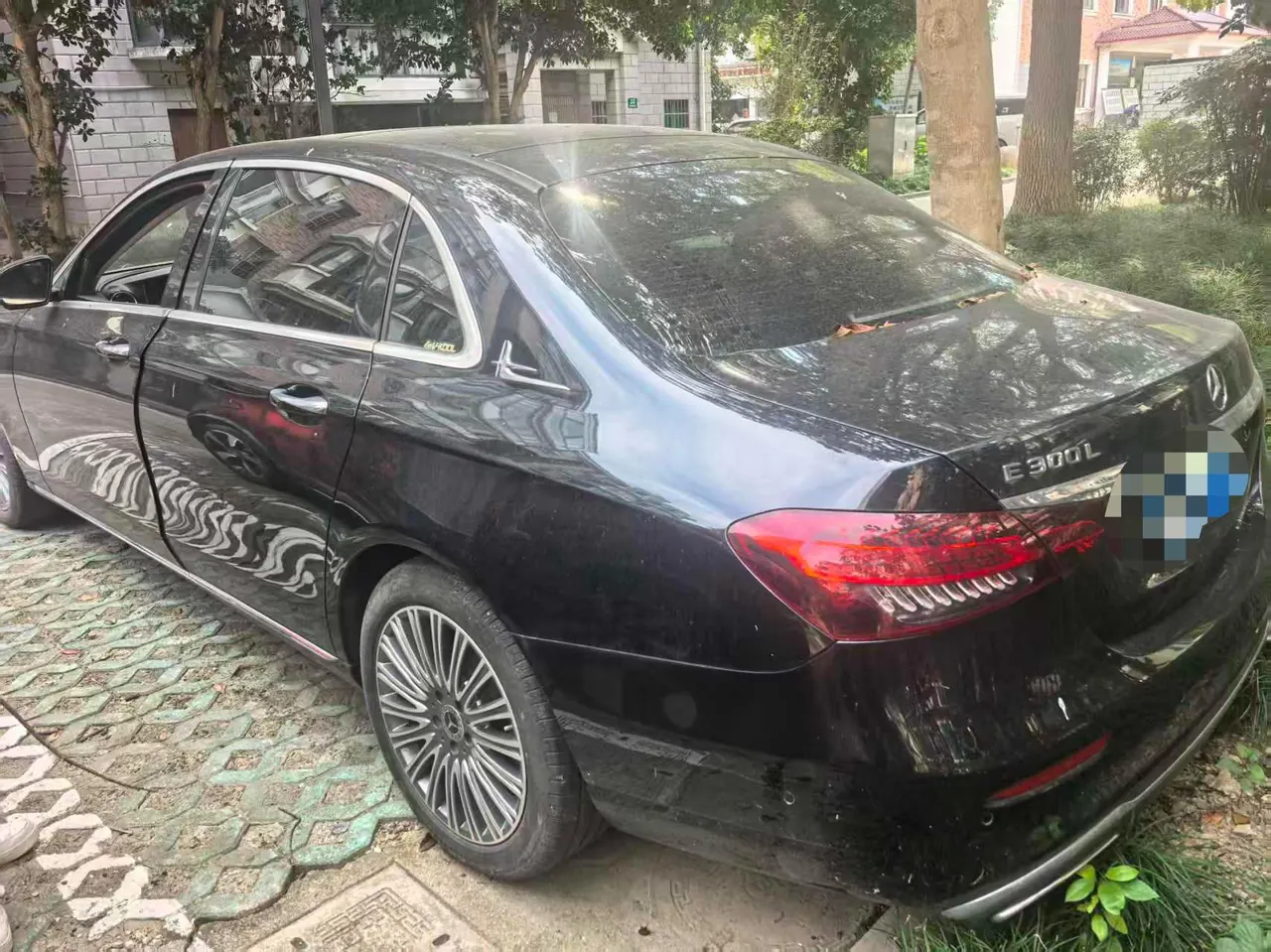 Mercedes Benz E Class 2022 E 300 L 2.0T Fashion (Change 2) Automatic Gear 3