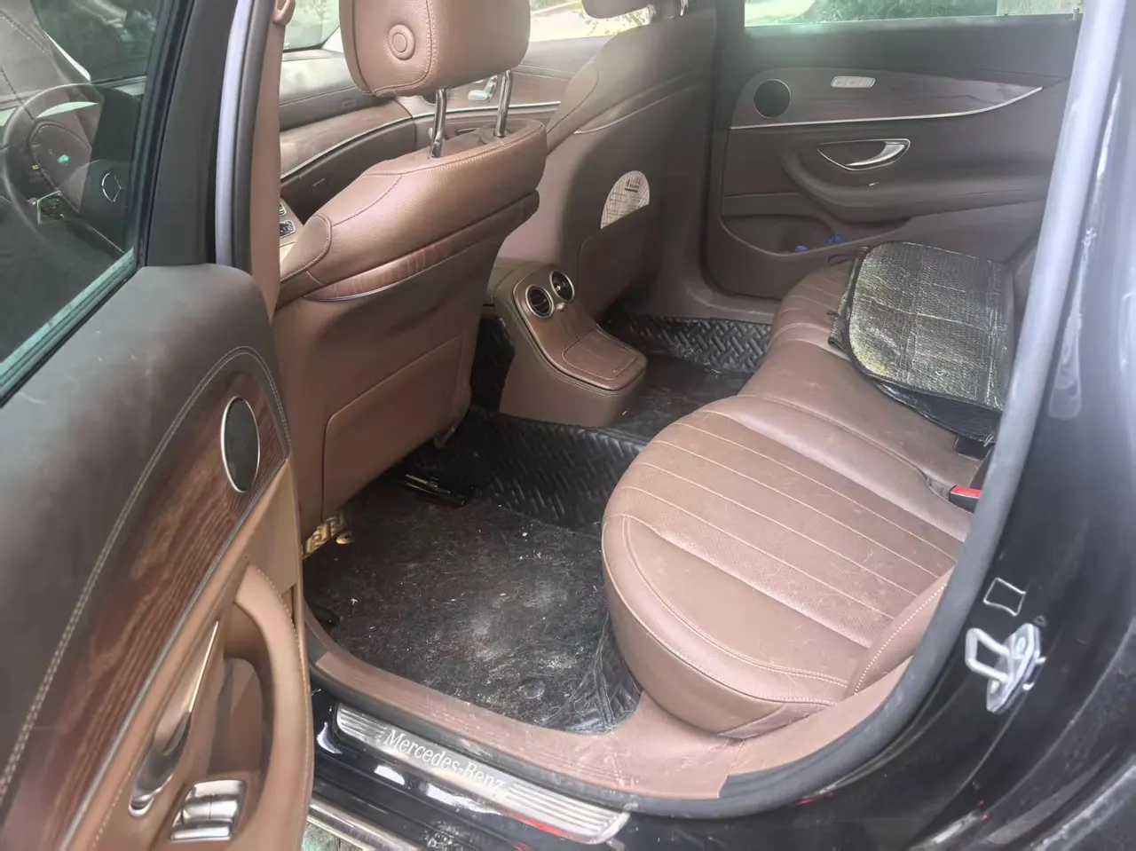 Mercedes Benz E Class 2022 E 300 L 2.0T Fashion (Change 2) Automatic Gear 4