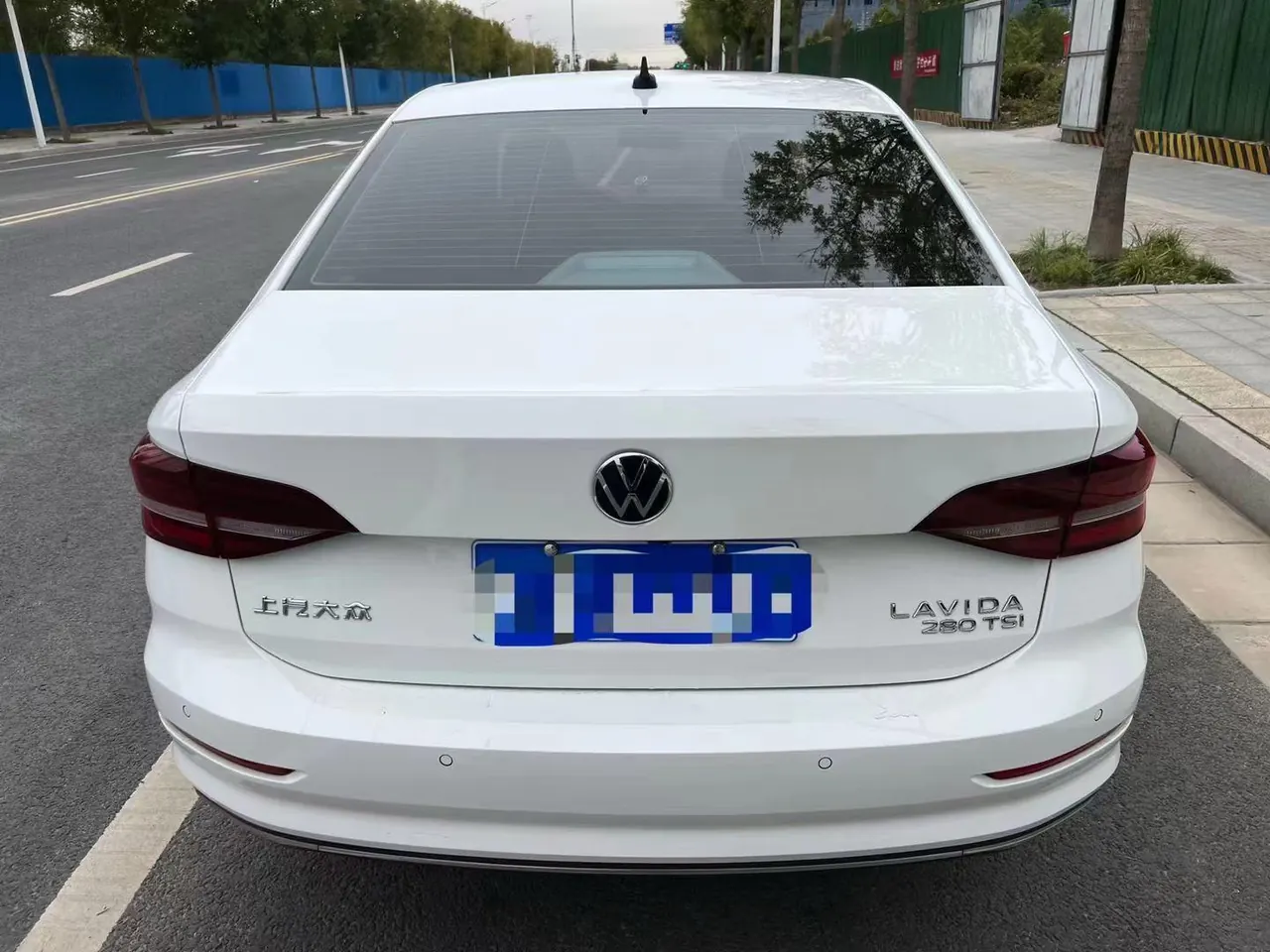 Volkswagen 2021 Lavida 1.4TSI 280TSI Comfort Edition Automatic Gear 3