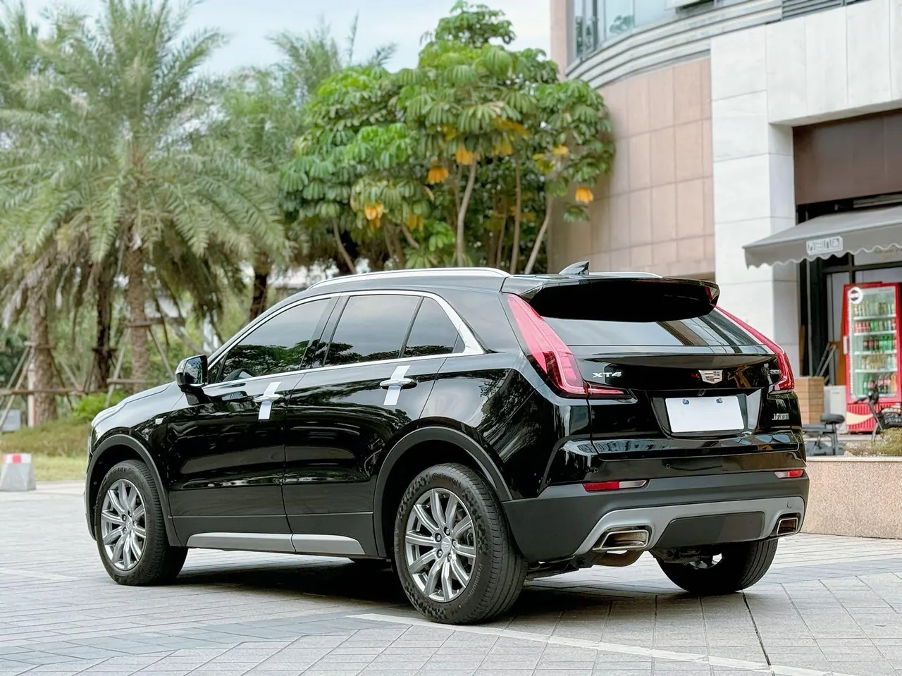 Cadillac 2021 XT4 2.0T 28T Two-Drive Leading Automatic Gear 7