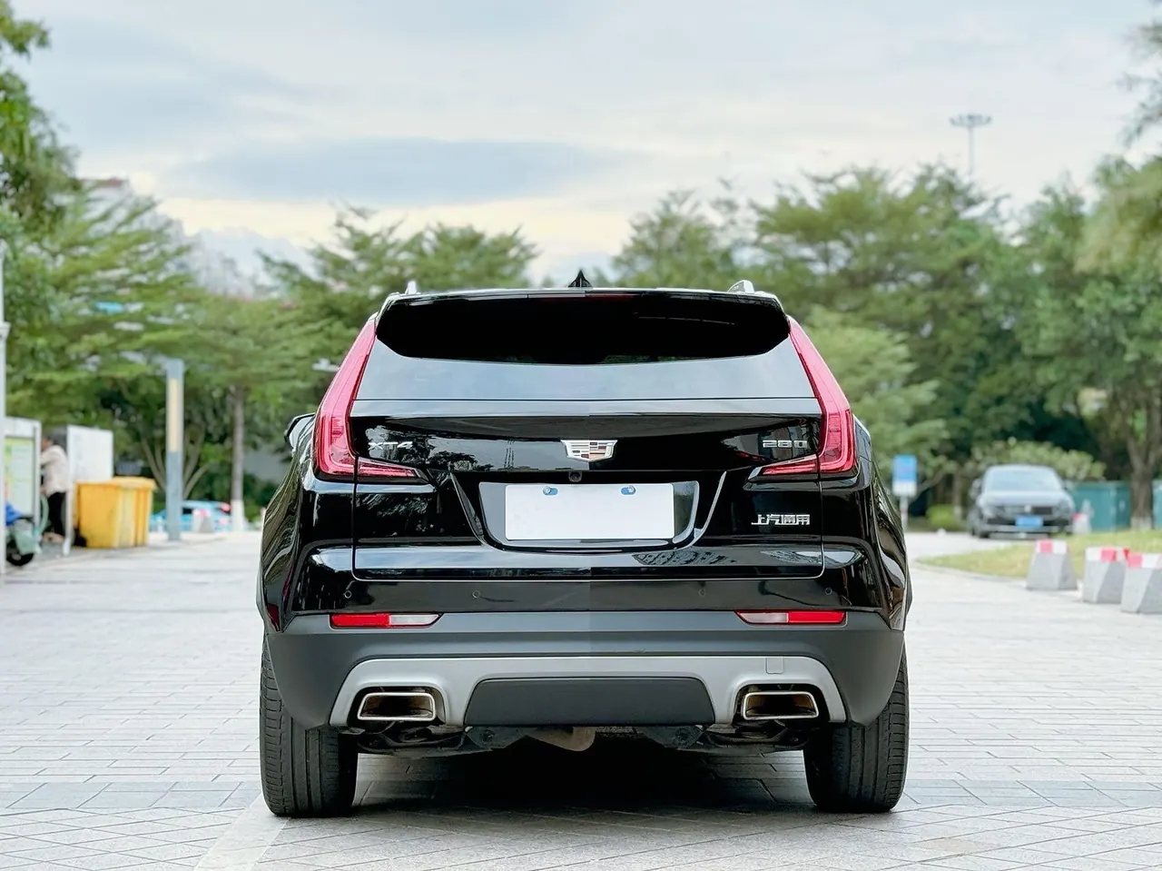 Cadillac 2021 XT4 2.0T 28T Two-Drive Leading Automatic Gear 8