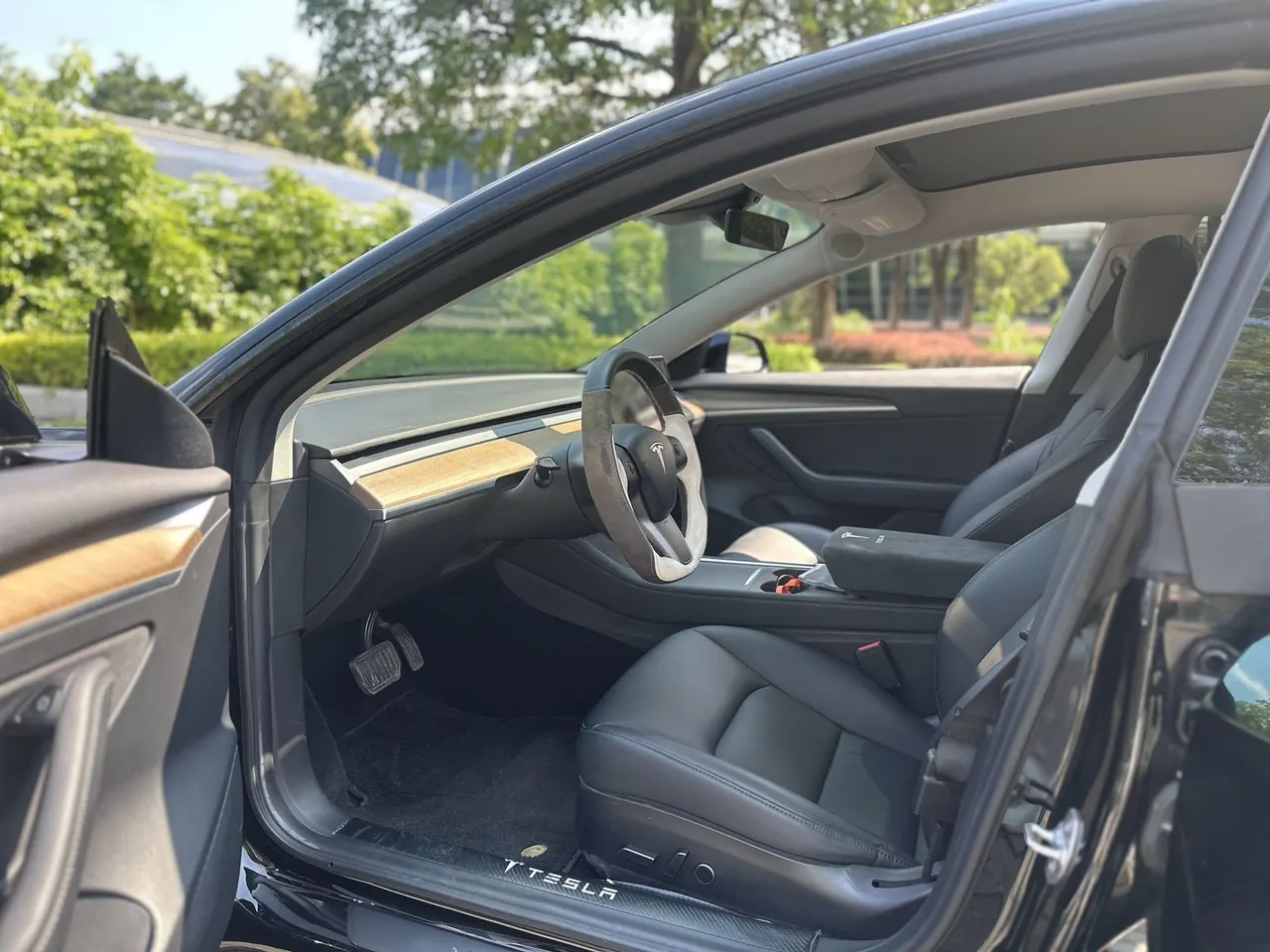 Tesla 2021 Model 3 Standard Endurance Rear Drive Upgraded Automatic Gear 6